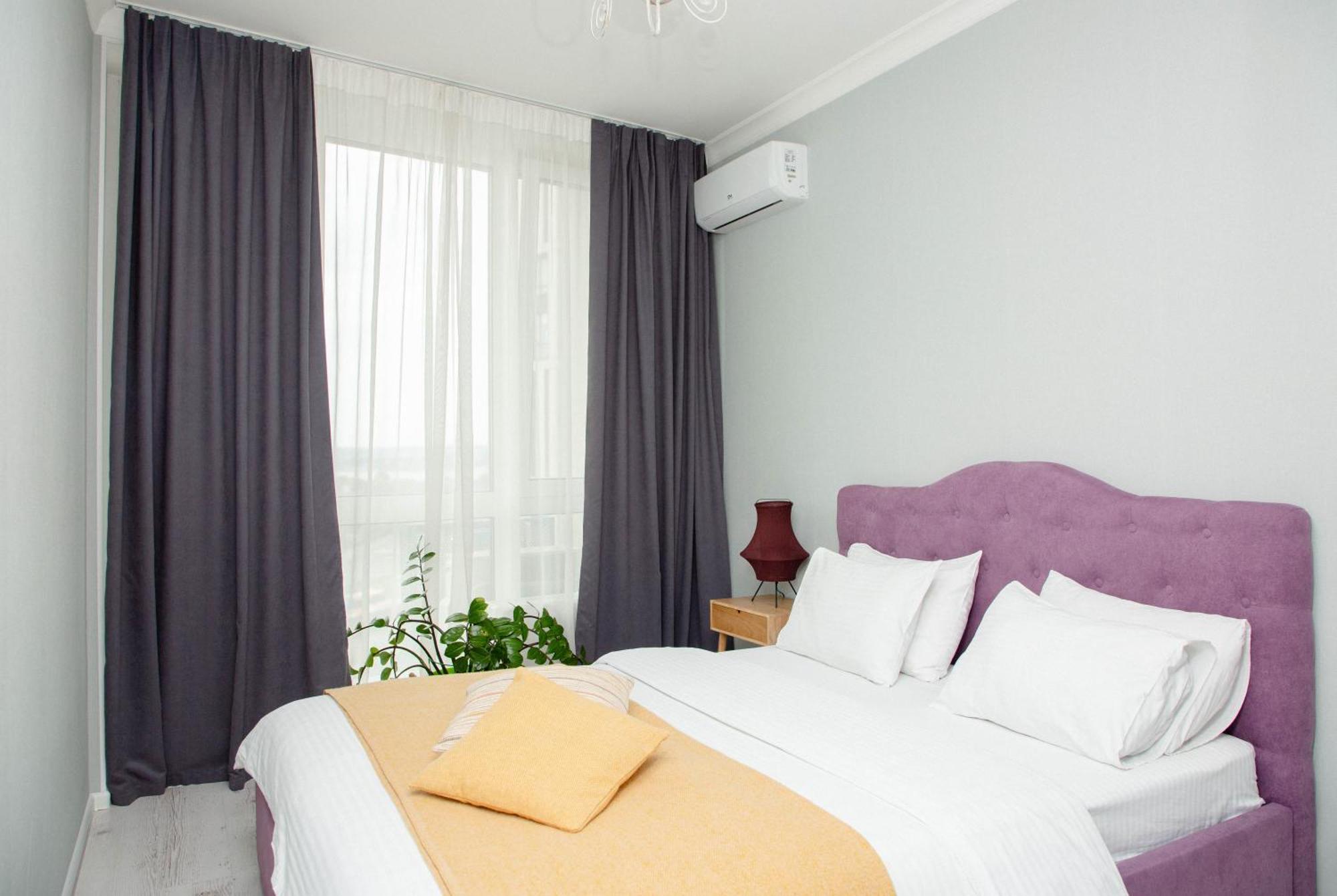 Apartment Slavutich Number 3 *